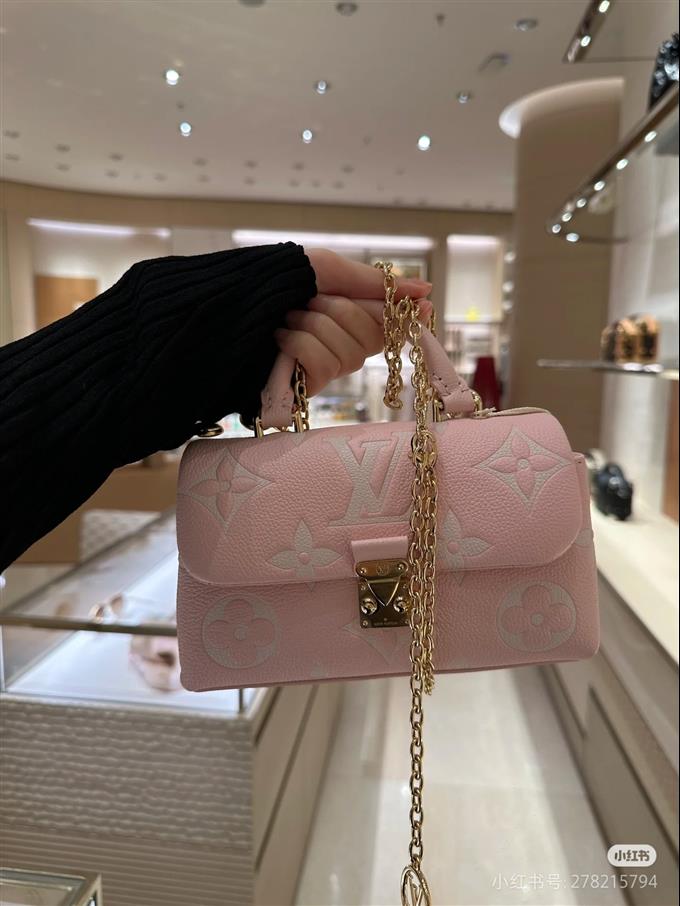 2025224M1379621214701