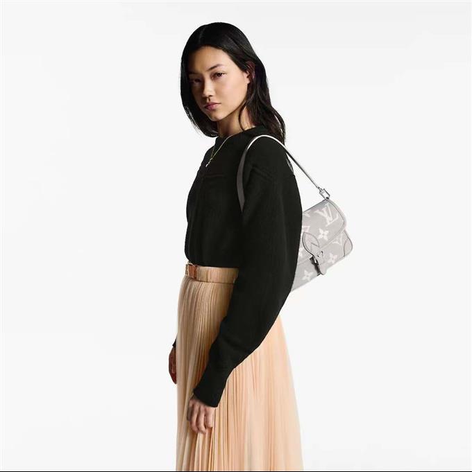 2025224M1421421213761