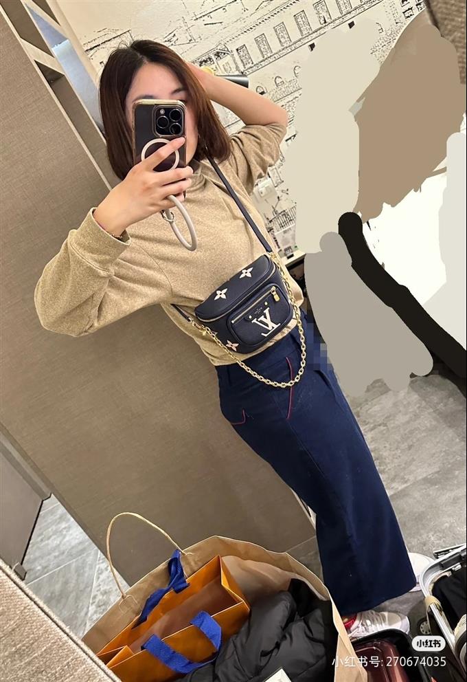 2025224M8563621214403