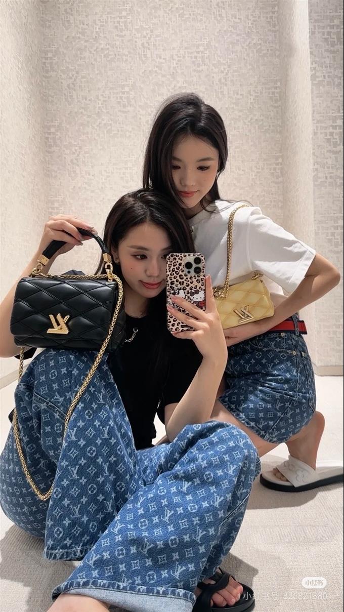 2025224M1200411292323