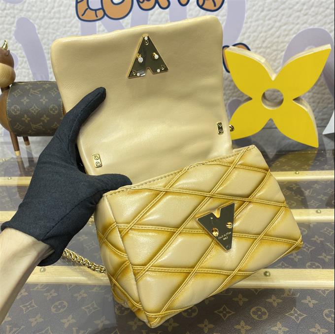 2025224M1233211290394