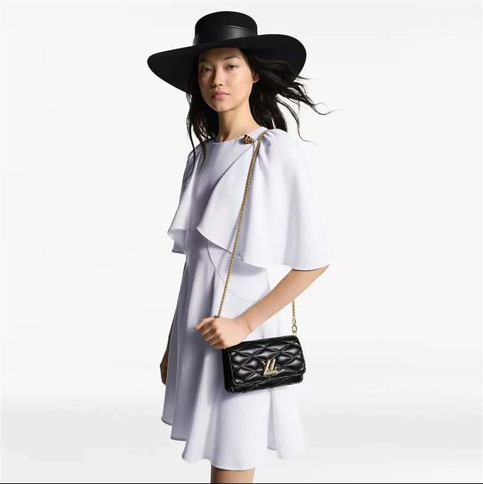 2025224M1313911292835