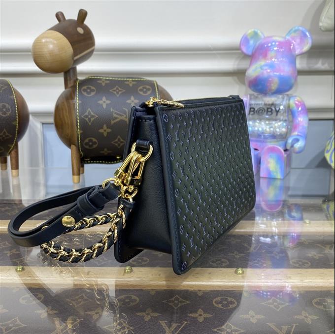 2025224M82232205154703