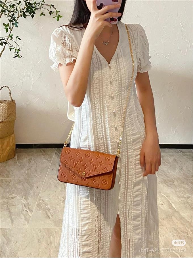 2025224M1275414112808