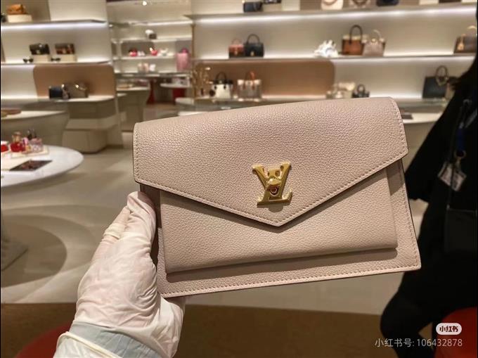 2025224M80673144348544