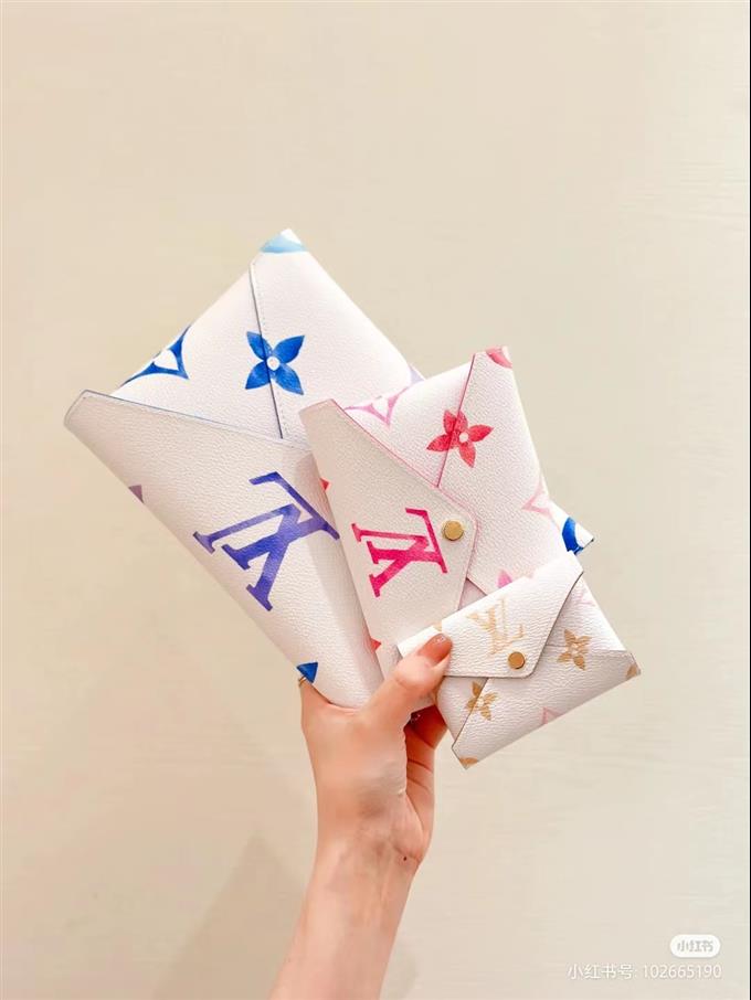 2025224M8238714112123