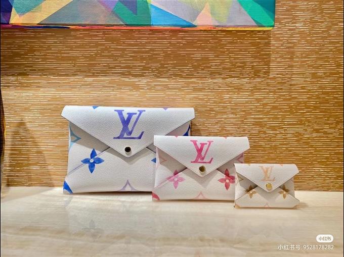 2025224M8238714112139