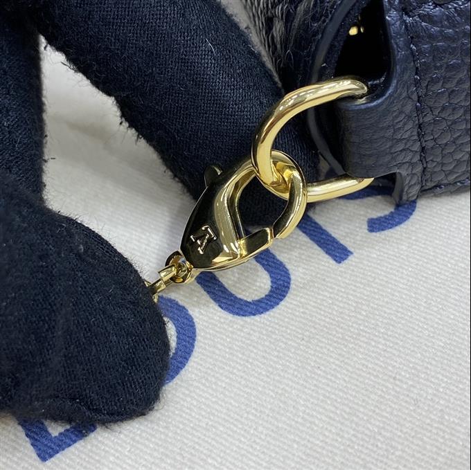 2025224M82777221813270