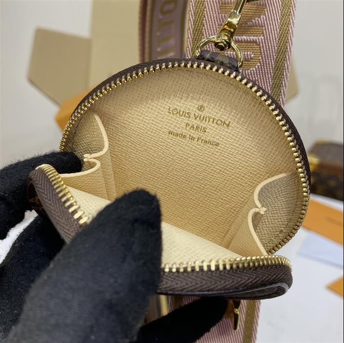 2025224M44813222826313