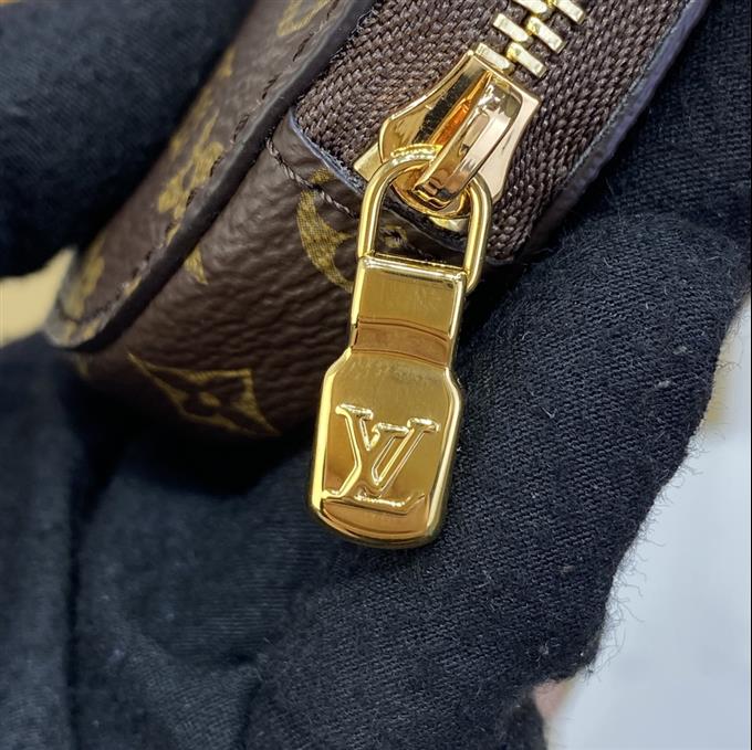 2025224M44813222826328