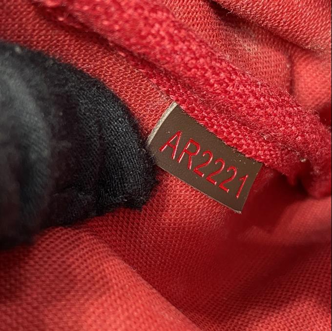 2025224M95567144343162