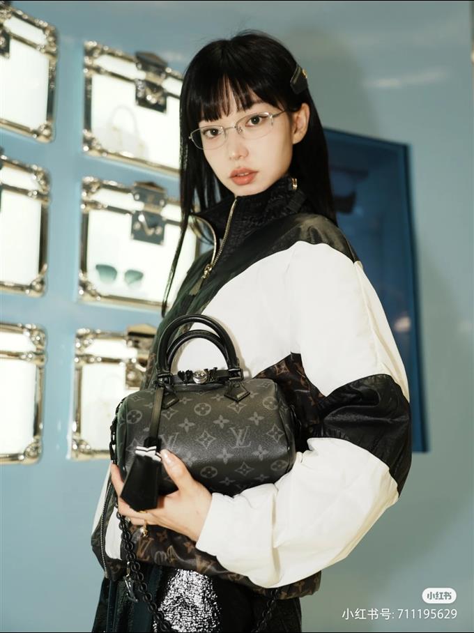 2025224M2460610841514