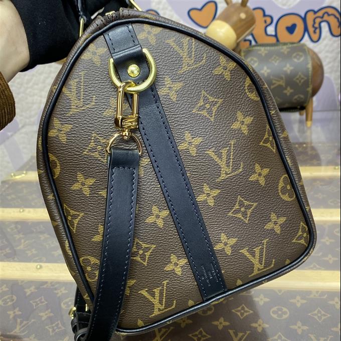 2025224M4111310835111