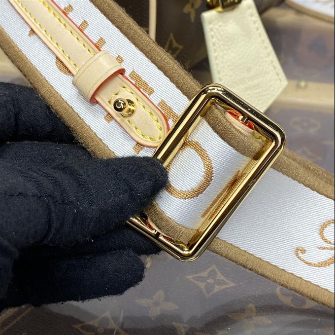 2025224M4697010832656