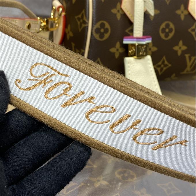 2025224M4697010832671