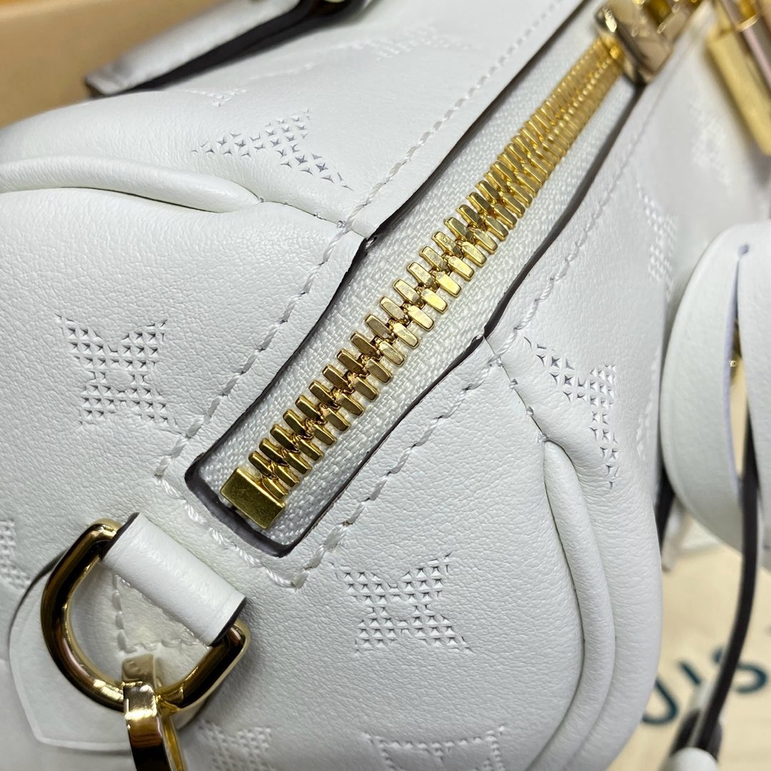 2025224M11276224312902