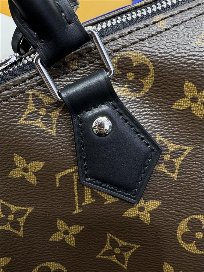 2025224M1224312105114