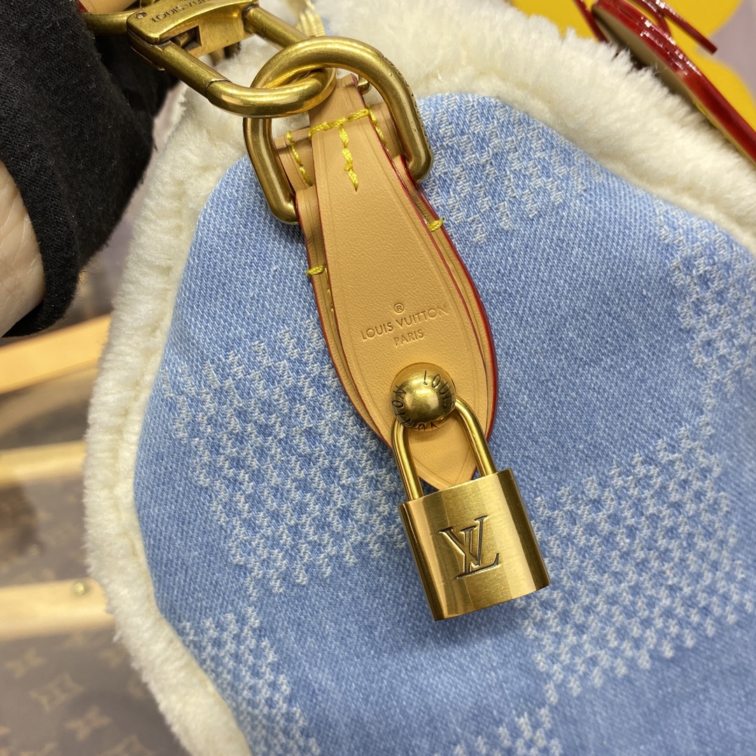 2025224N40700203931897