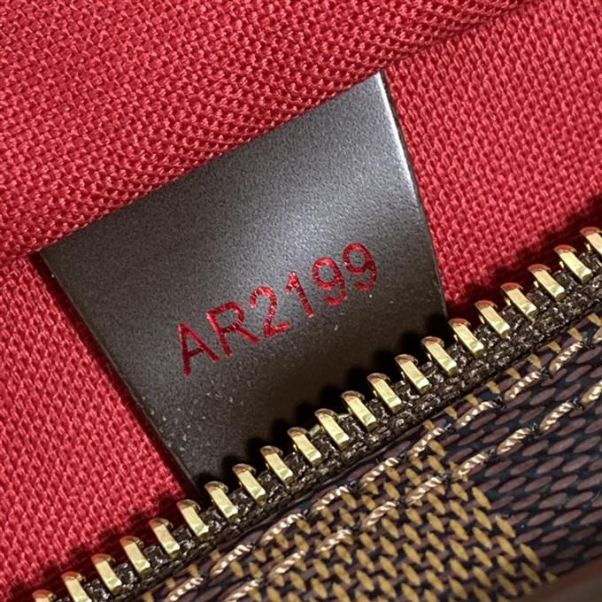 2025224N4136310827743