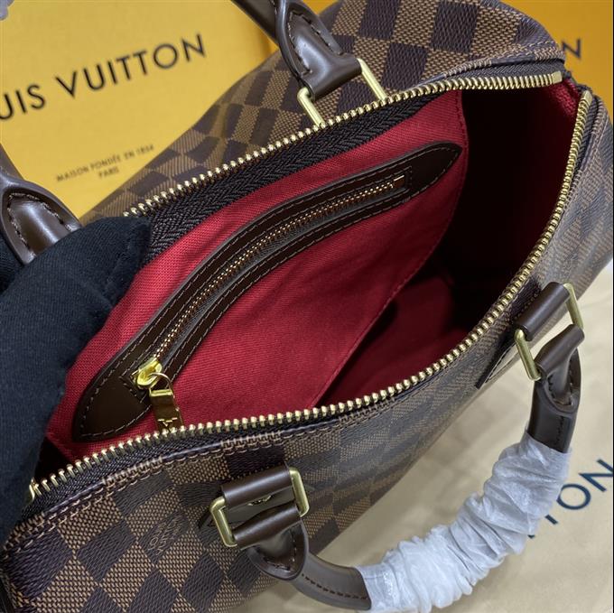 2025224N4136510834301