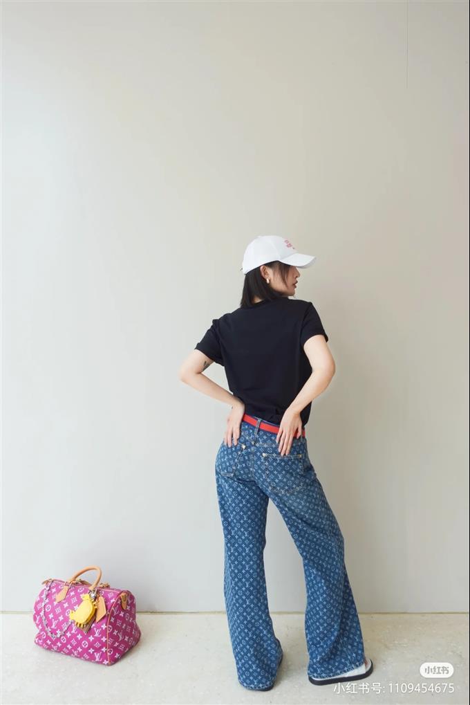 2025224M1156310104272