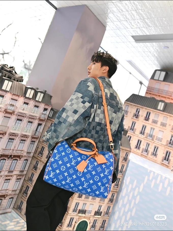 2025224M2441810105243