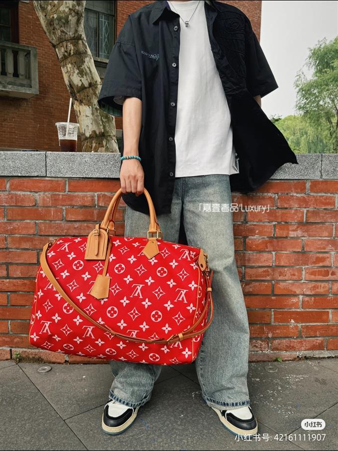 2025224M4696110944706