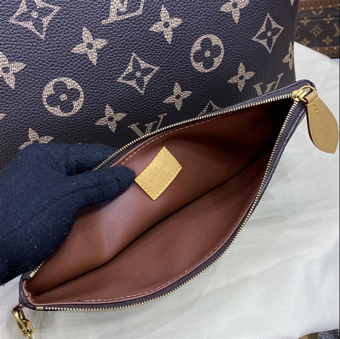 2025224M4696110957511