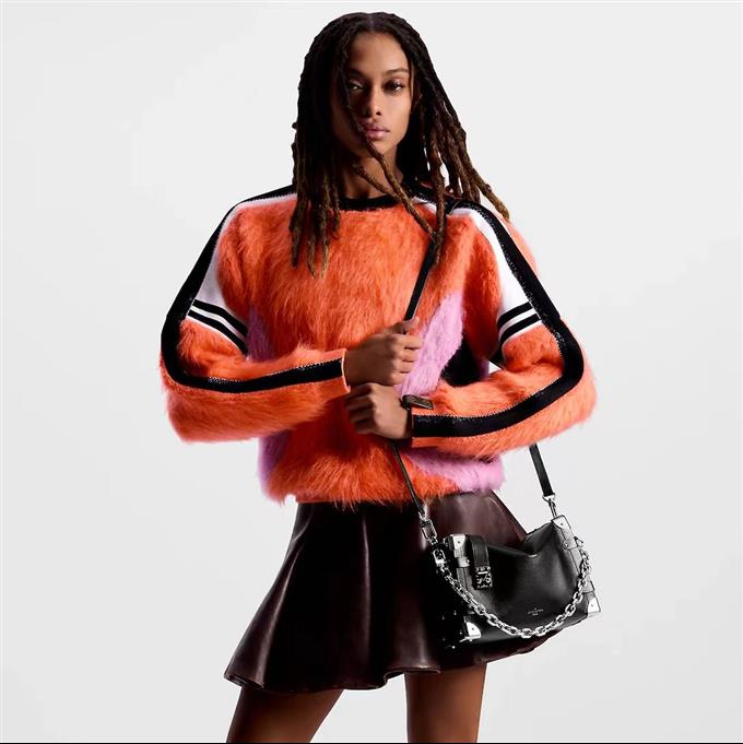 2025224M11350221924926