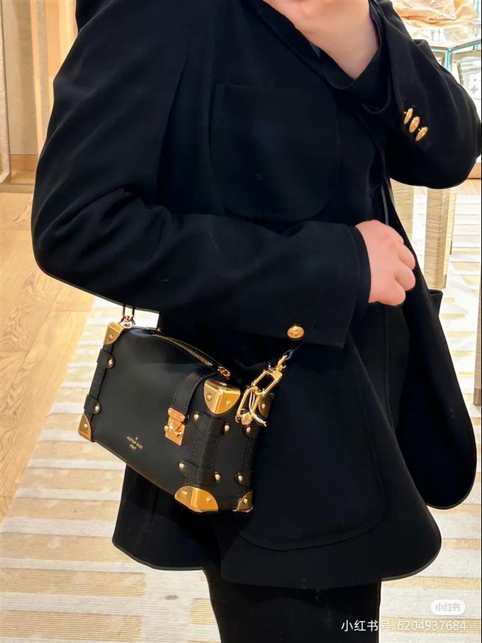 2025224M23817143841788