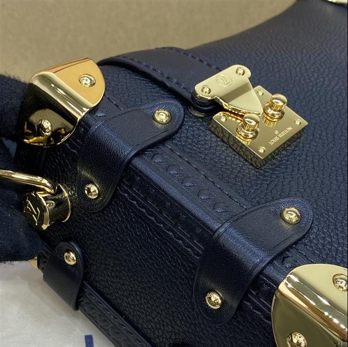 2025224M23817221853189