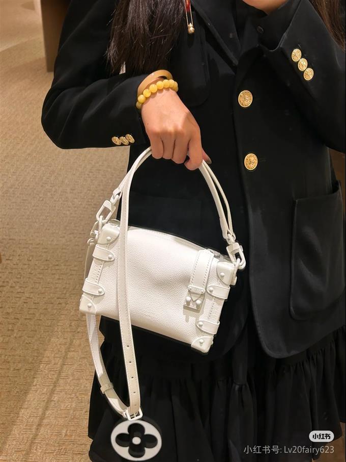 2025224M24304143842640