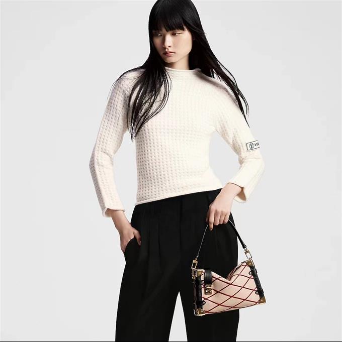 2025224M24403143842103