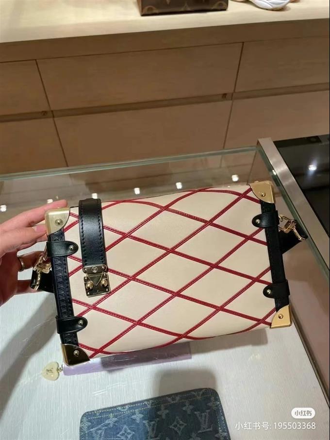 2025224M24403143842166