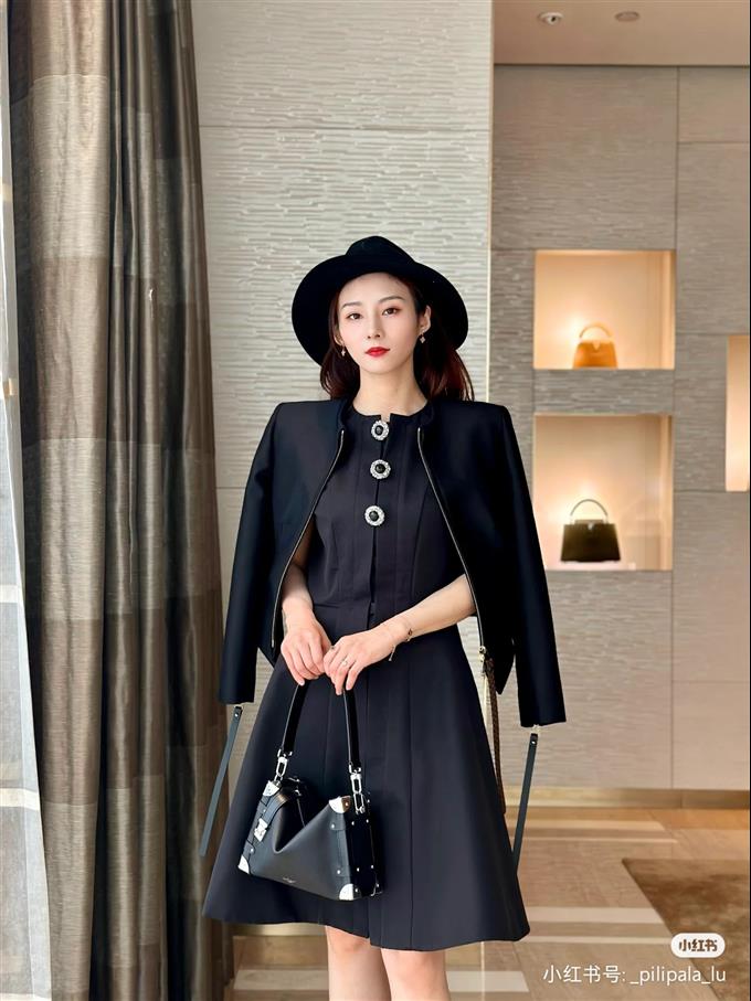 2025224M25160221925493