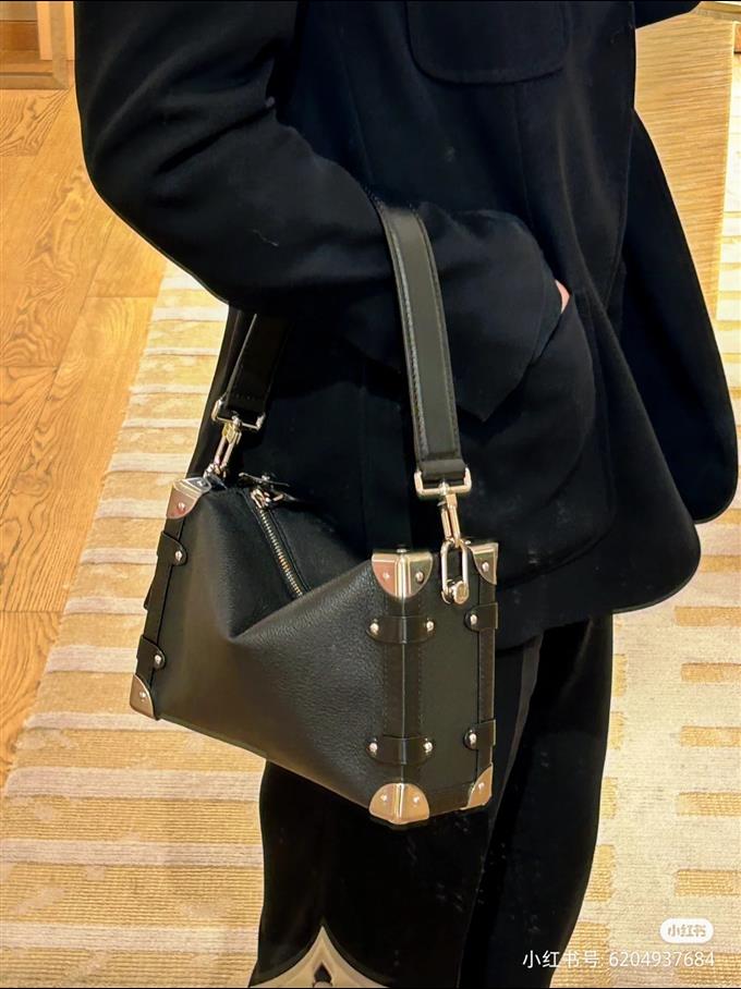 2025224M25160221925586