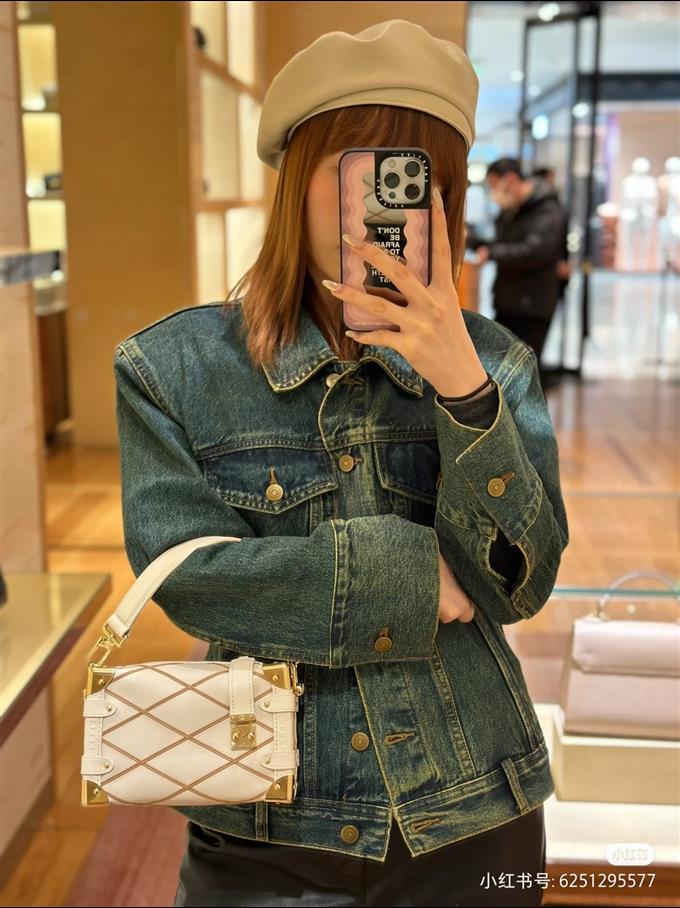 2025224M25216143843723