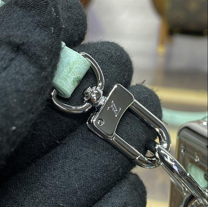 2025224M25445143838336