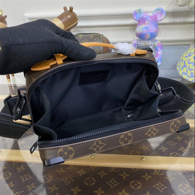 2025224M4668920314624