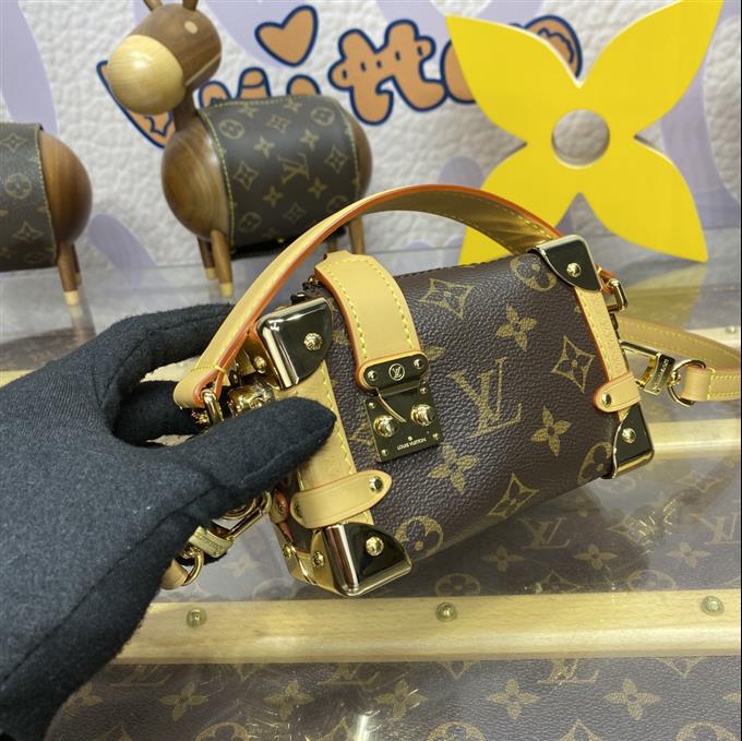 2025224M83018143839244