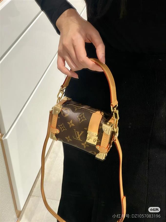 2025224M83018143843518