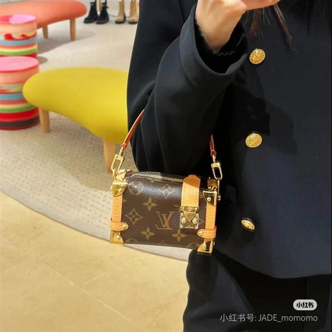 2025224M83018143843597