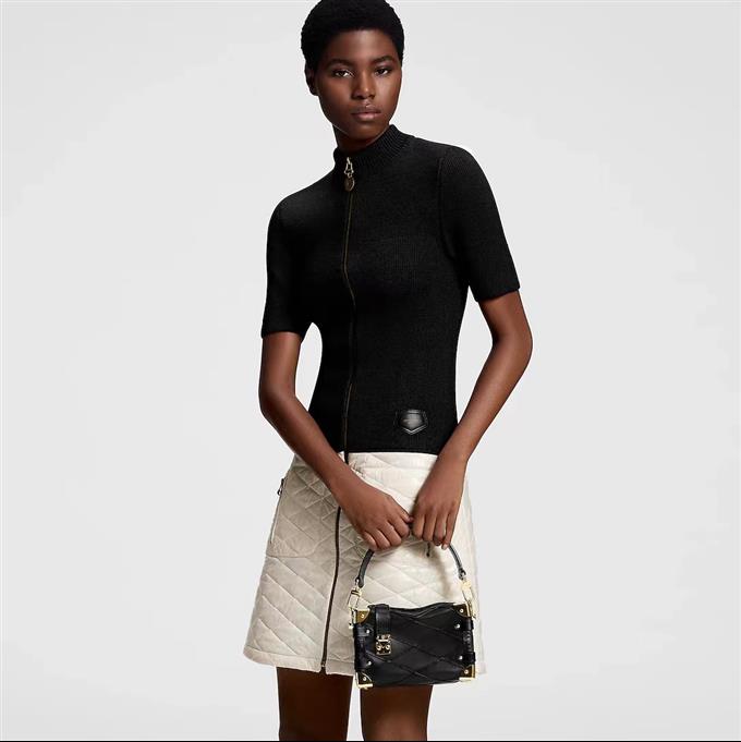 2025224M83030143841913