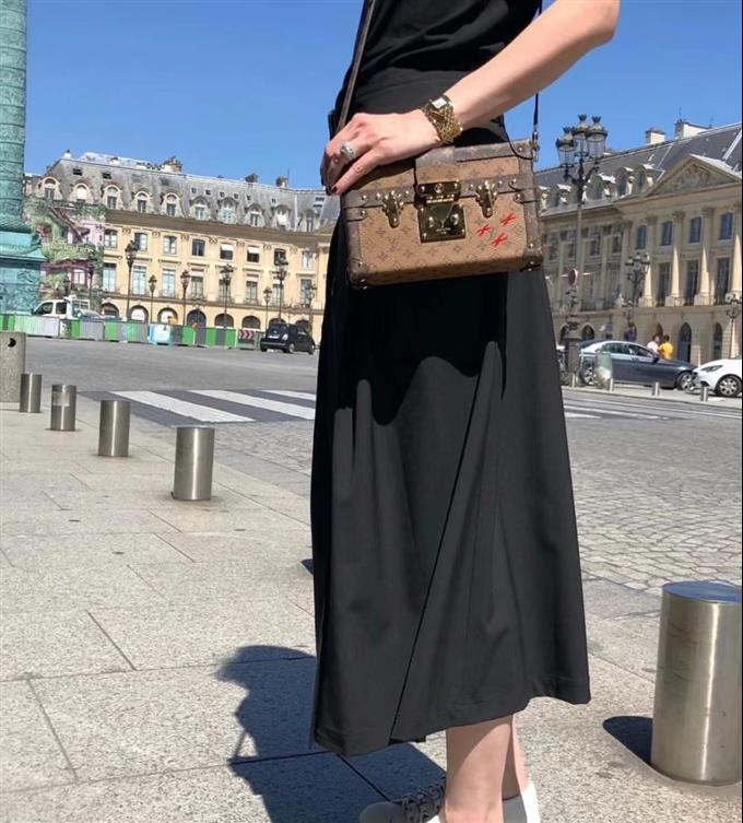 2025224M4415414437422