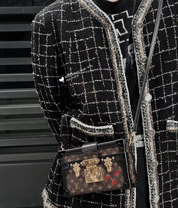 2025224M4594314437858