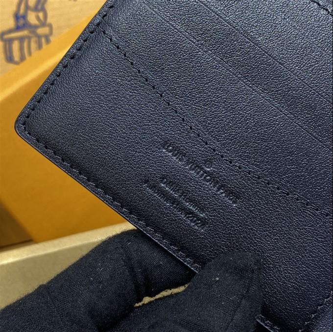 2025224M11708104116663