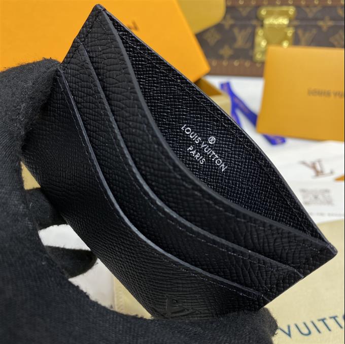 2025224M32730104126404