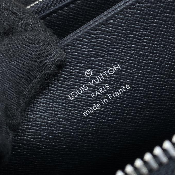 2025224M60017104124218