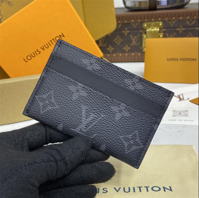 2025224M62170104111282