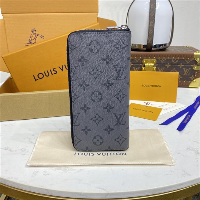 2025224M62295104120125